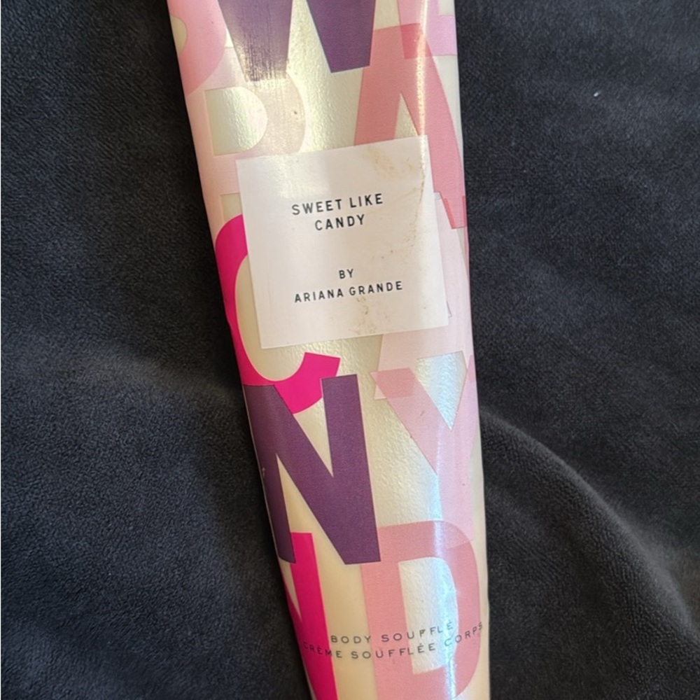 Ariana Grande Sweet Like Candy Body Soufflé - Pink and Cream